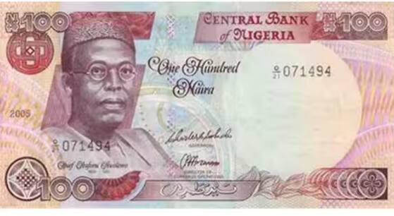 ਨਾਈਜੀਰੀਆ: 1984 ਵਿੱਚ, ਮੁਹੰਮਦ ਬੁਹਾਰੀ ਦੀ ਸਰਕਾਰ ਦੇ ਦੌਰਾਨ, ਨਾਈਜੀਰੀਆ ਨੇ ਇੱਕ ਨਵੀਂ ਕਰੰਸੀ ਪੇਸ਼ ਕੀਤੀ ਅਤੇ ਪੁਰਾਣੇ ਨੋਟਾਂ 'ਤੇ ਪਾਬੰਦੀ ਲਗਾ ਦਿੱਤੀ ਸੀ। ਹਾਲਾਂਕਿ ਕਰਜ਼ੇ ਵਿੱਚ ਡੁੱਬੇ ਅਤੇ ਮਹਿੰਗਾਈ ਤੋਂ ਪ੍ਰਭਾਵਿਤ ਹੋਣ ਕਾਰਨ ਦੇਸ਼ ਦੀ ਆਰਥਿਕਤਾ ਹਿੱਲ ਗਈ ਸੀ।