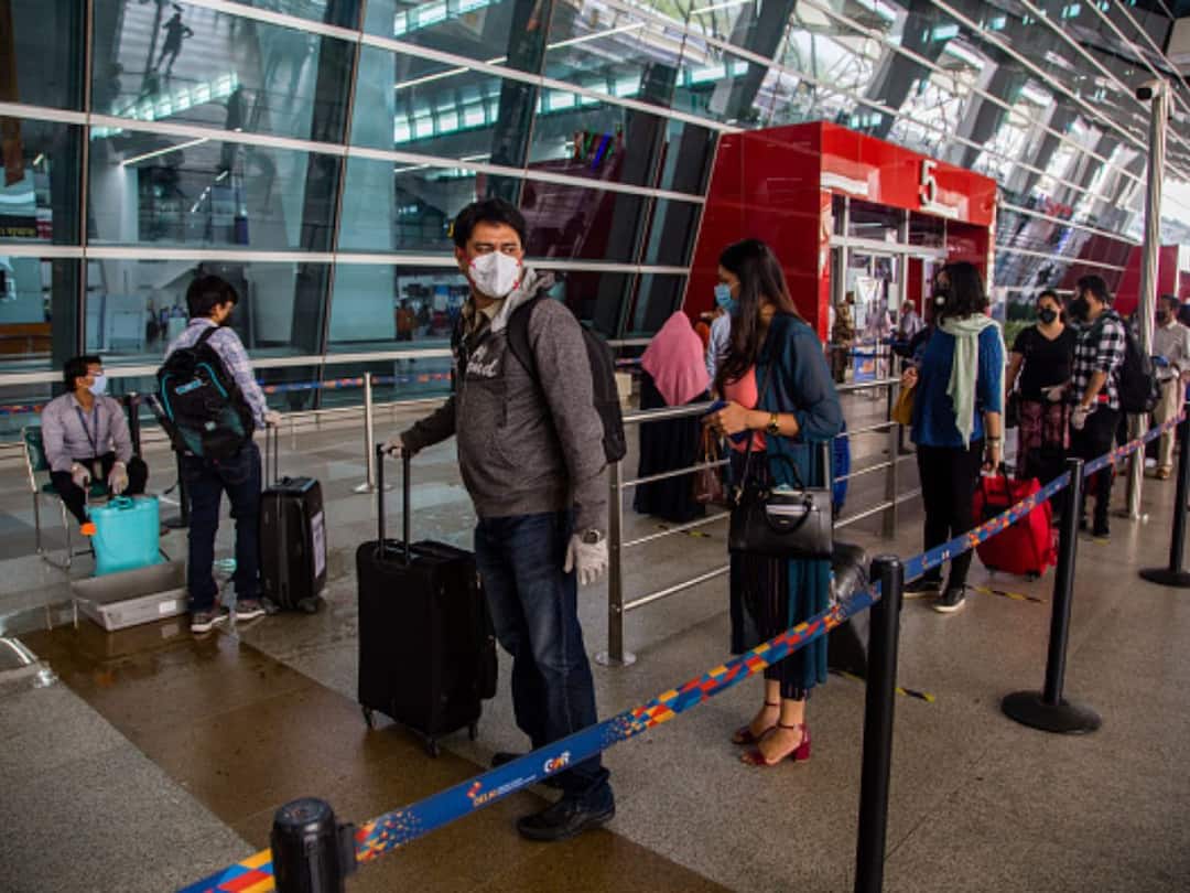 Domestic Air Passenger Traffic In April Jumps 22 Per Cent On year: DGCA Domestic Air Passenger Traffic In April Jumps 22 Per Cent On year DGCA Domestic Air Passenger Traffic In April Jumps 22 Per Cent On year: DGCA