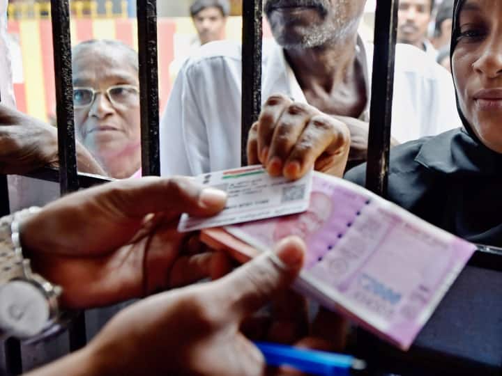 2000 के नोट्स पर लगी रोक तो कांग्रेस ने मोदी सरकार पर कसा तंज, क्या कुछ कह दिया?