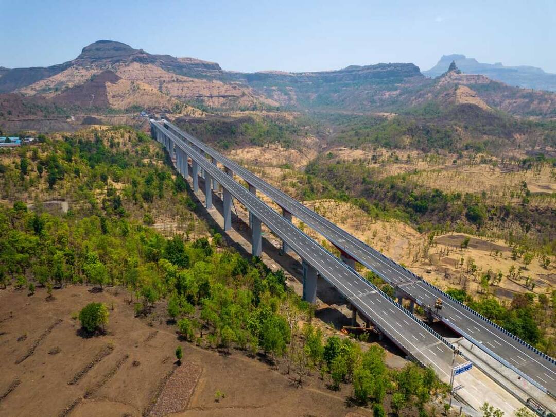 Nashik Samrudhhi Highway : दोन पूल, दोन बोगदे, एक इंटरचेंज, असा आहे इगतपुरी ते ठाणे समृद्धी महामार्गाचा दुसरा टप्पा Maharashtra longest twin tunnels ready full commissioning samruddhi mahamarg at igatpuri to thane nashik Maharashtra Nashik Samrudhhi Highway : दोन पूल, दोन बोगदे, एक इंटरचेंज, असा आहे इगतपुरी ते ठाणे समृद्धी महामार्गाचा दुसरा टप्पा