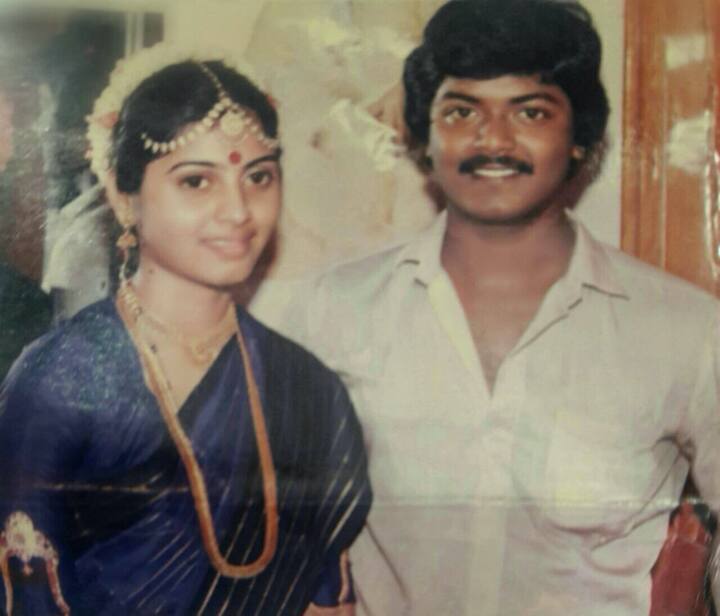 கதாநாயகி மேல் தீரா அன்பு கொண்ட காதலன் கதாபாத்திரங்களிலும் மேடை பாடகர் கதாபாத்திரங்களிலும் நடித்து மக்களின் மத்தியில் பிரபலமானார்.
