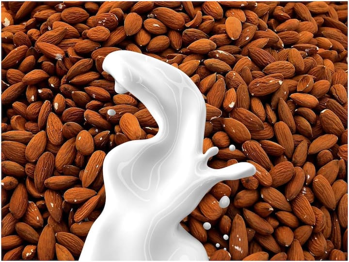 Eat Daily Handful Of Almonds For All Health Benefits Almonds: రోజూ గుప్పెడు బాదం తిన్నారంటే ఈ ప్రయోజనాలన్నీ పొందుతారు