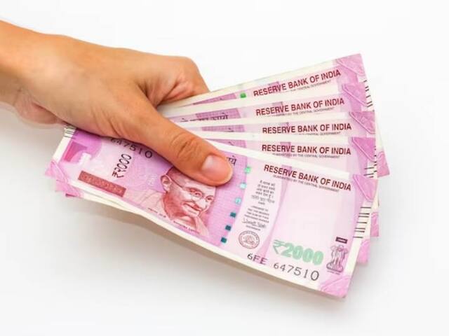 Rbi Ban Rs 2000 Currency Note Congress Samajwadi Party Including Opposition Targets Bjp Government And Bjp Tell Its Benefit | Rs 2000 Note Exchange: दो हजार के नोट पर जबरदस्त सियासत, कांग्रेस