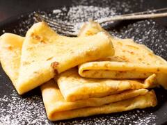 Pancakes Recipe: नाश्ते में बनाएं इंडियन स्टाइल में पैनकेक, एक बार चखेंगे तो बार-बार खाने का करेगा मन