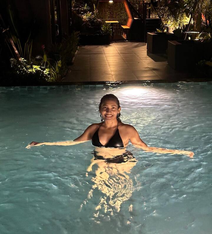 అందాల విందుతో నెటిజన్లను ఆకట్టుకుంది. Photo Credit: Gnaneswari Kandregula/Instagram