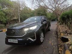 देखिए नई टोयोटा इनोवा हाईक्रॉस हाइब्रिड का माइलेज रिव्यू, ढेर सारे फीचर्स से है लैस 