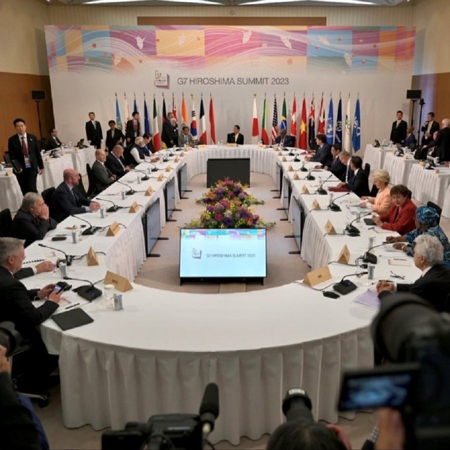 G7 Summit 2023: रूस-यूक्रेन युद्ध पर आया G-7 नेताओं का बयान, बोले- 'हम शांति के प्रतीक हिरोशिमा से कसम खाते हैं...