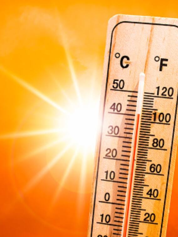 மண்டையை பிளக்கும் வேலூர் வெயில்..மற்ற மாவட்டங்களின் நிலவரம் என்ன?