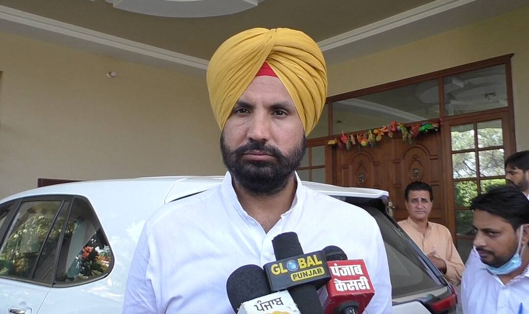 Punjab News: ਮੋਦੀ ਸਾਬ੍ਹ ਆਪਣੀ ਫੋਟੋ ਲਾ ਕੇ ਹੁਣ ਬਣਾ ਦੇਣਗੇ ਕੋਈ ਨਵਾਂ ਨੋਟ-ਵੜਿੰਗ raja warring slams bjp governemnt on 2000 note issue Punjab News: ਮੋਦੀ ਸਾਬ੍ਹ ਆਪਣੀ ਫੋਟੋ ਲਾ ਕੇ ਹੁਣ ਬਣਾ ਦੇਣਗੇ ਕੋਈ ਨਵਾਂ ਨੋਟ-ਵੜਿੰਗ