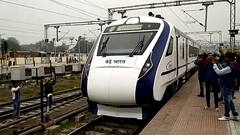 Vande Bharat Express : সাড়ে ৬ ঘণ্টায় হাওড়া থেকে পুরী পৌঁছবে বন্দে ভারত, চাকা গড়াল আজ