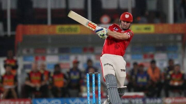 জয়সওয়াল প্রাক্তন অজি তারকা শন মার্শের ১৫ বছর পুরনো রেকর্ড ভাঙলেন।