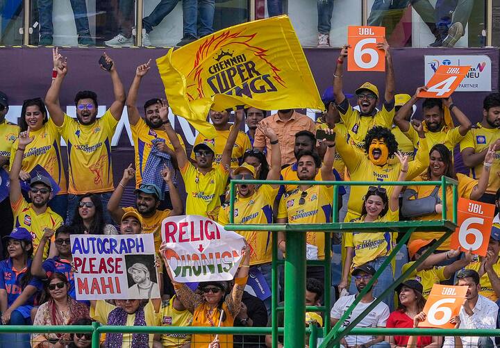 இந்த வெற்றியின் மூலம் சென்னை அணி, ப்ளே-ஆஃப்ஸ் செல்வது உறுதி செய்யப்பட்டுள்ளது.
