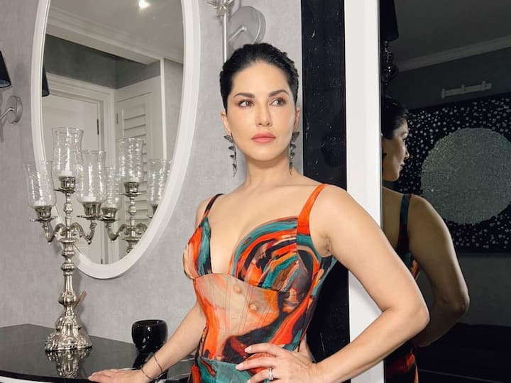 Sunny Leone will soon be debuting at the Cannes Film Festival for her upcoming film 'Kennedy' directed by Anurag Kashyap. On Saturday, Sunny treated her fans with pictures in a printed dress.