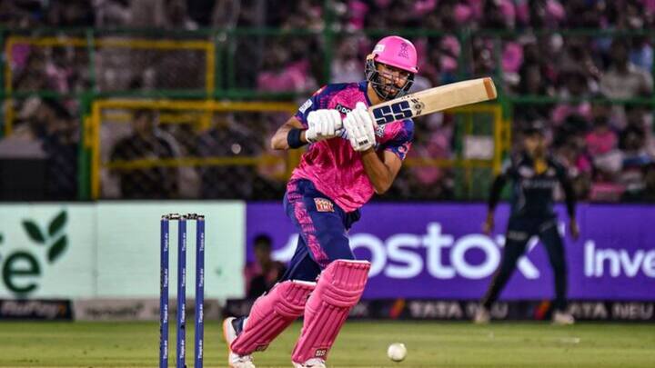 পাডিক্কাল ২০২০ সালেই ৪৭৩ রান করেছিলেন। অবশ্য সেই সময় তিনি রাজস্থান, বরং আরসিবির হয়ে খেলতেন।