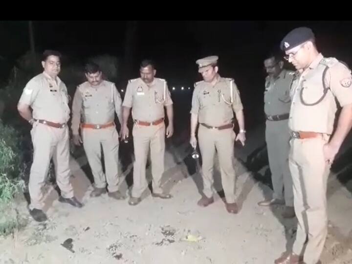 Encounter in Muzaffarnagar with police one criminal injured and second got absconding A NN UP Encounter: मुजफ्फरनगर में पुलिस की गोली से घायल हुआ शातिर बदमाश, करीब दो दर्जन मुकदमे हैं दर्ज