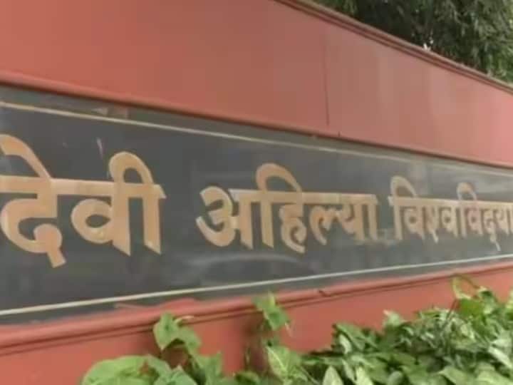 CUET exam exercise started for admission in DAVV, know the complete schedule of exam here ann DAVV Admission: डीएवीवी में एडमिशन के लिए CUET एग्जाम की कवायद शुरू, यहां जानें परीक्षा का पूरा शेड्यूल