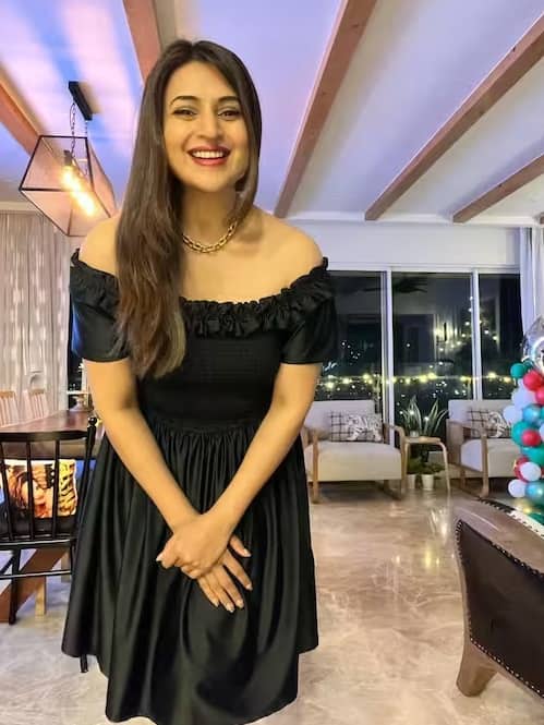 દિવ્યાંકા અને વિવેકે તેમના ઘરને સોબર અને ક્લાસી લુક આપવા માટે સફેદ રંગનો ઉપયોગ કર્યો છે.