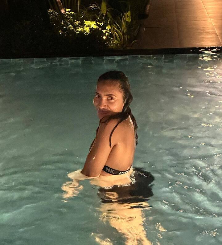 అమ్మడు అందానికి కుర్రకారు ఫిదా అవుతున్నారు. Photo Credit: Gnaneswari Kandregula/Instagram