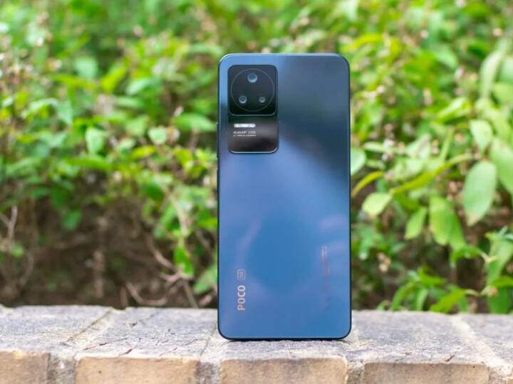 POCO M4 5G को आप 12,999 रुपये में खरीद सकते हैं. स्मार्टफोन पर 1,000 रुपये का डिस्काउंट SBI के डेबिट और क्रेडिट कार्ड पर दिया जा रहा है. Poco M4 5G में Mediatek Dimensity 700 प्रोसेसर, 5000 एमएएच की बैटरी, 6.58 इंच की फुल एचडी प्लस डिस्प्ले और 50MP का प्राइमरी कैमरा मिलता है.