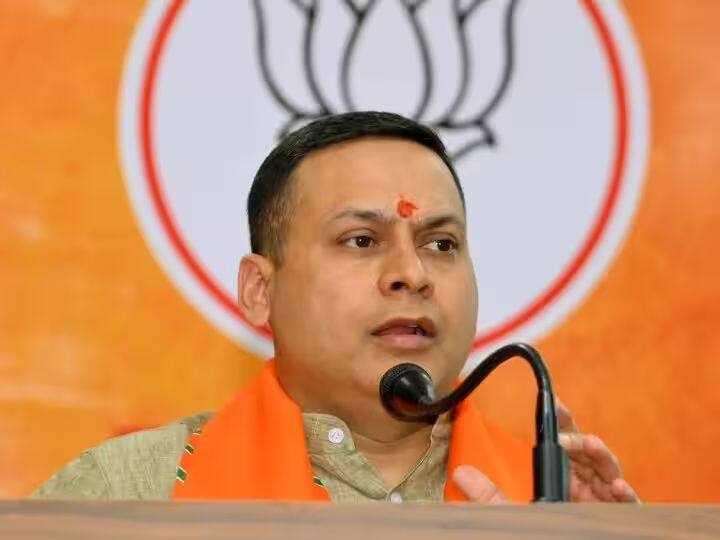 BJP leader amit malviya claims theatre owners threatened over showing the kerala story in west bengal The Kerala Story: 'थिएटर मालिकों को द केरला स्टोरी दिखाने पर मिल रही धमकी, बीजेपी नेता का दावा- बंगाल में मनमानी...