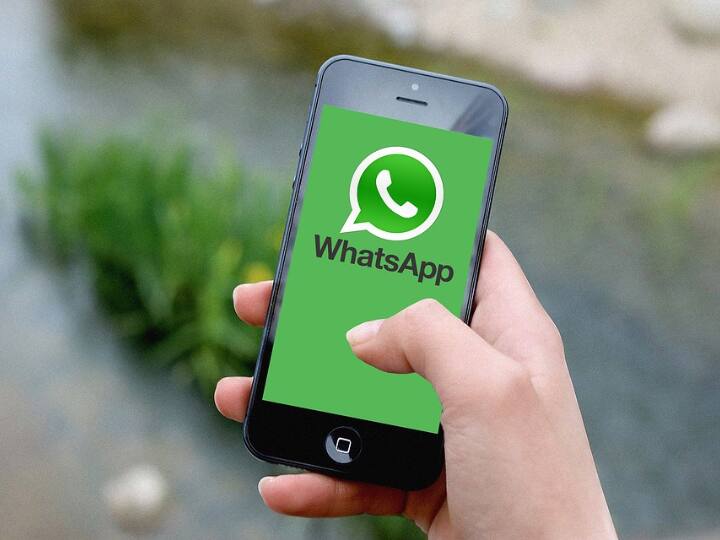 WhatsApp जल्द IOS यूजर्स को देगा ये नया फीचर, फिर चैटिंग एक्सपीरियंस होगा और मजेदार WhatsApp is bringing sticker option to IOS users under Sharechat sheet check details WhatsApp जल्द IOS यूजर्स को देगा ये नया फीचर, फिर चैटिंग एक्सपीरियंस होगा और मजेदार
