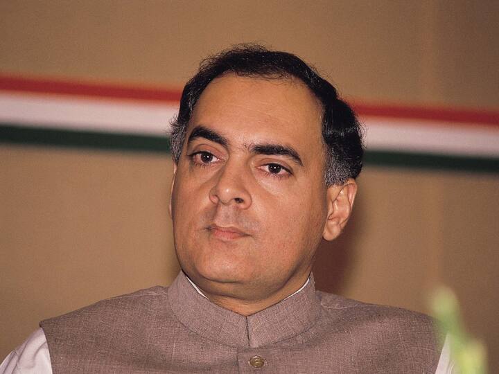 Rajiv Gandhi took over the charge of the Congress in 1984 following the assassination of his mother and then prime minister Indira Gandhi. He became India's youngest Prime Minister at the age of 40 when he assumed office in October 1984. (Image Source: Getty)