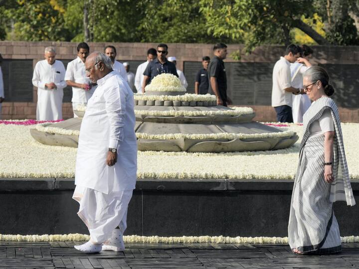 Kharge while remembering Rajiv Gandhi wrote,