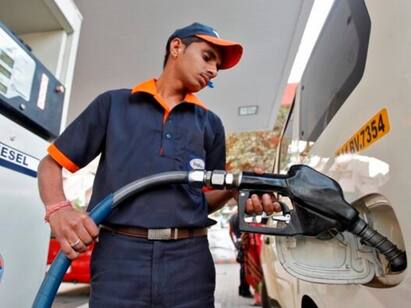 petrol and diesel price on 23rd may 2023 chennai know full details Petrol, Diesel Price: ஓராண்டு கடந்தும் மாறாத பெட்ரோல், டீசல் விலை.. இன்றைய விவரம் இதோ..!