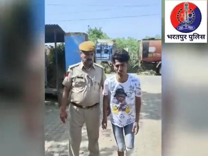 Bharatpur Police Tweets Video of Man Firing Caption Don Ho ya Pushpa Police ke Aage Jhukega ANN Rajasthan: एक्शन में भरतपुर पुलिस, बदमाश का वीडियो ट्वीट कर लिखा- 'डॉन हो या पुष्पा... पुलिस के आगे झुकेगा'