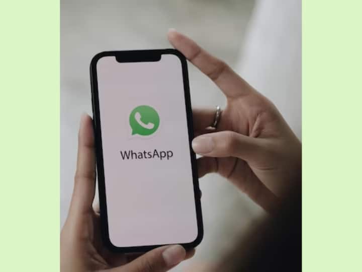 Read more about the article WhatsApp Scam से खुद को सेफ रखने के लिए ऑन कर लें ये सेटिंग्स
