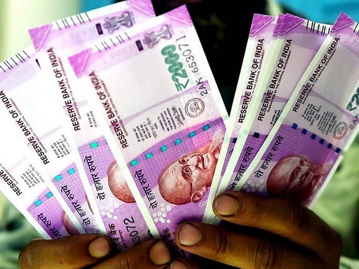 2000 Note Withdrawal: दो हजार रुपये के नोट बंद होने से बाजार पर होगा असर? जानें एक्सपर्ट की राय