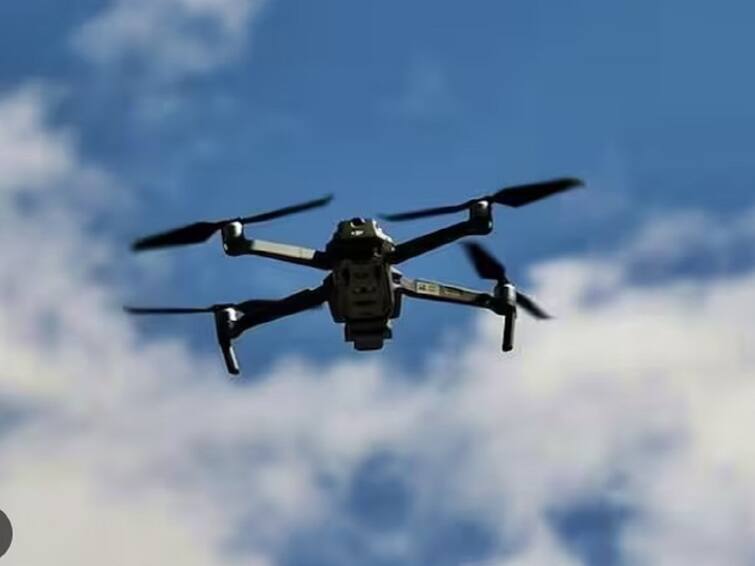 4 Pakistan Drones Intercepted Along Punjab Border In 24 Hours know more details here 24 மணி நேரத்தில்...சுட்டு வீழ்த்தப்பட்ட 4 ட்ரோன்கள்... எல்லைப்பகுதியில் பாகிஸ்தான் செய்த சதி வேலை..!