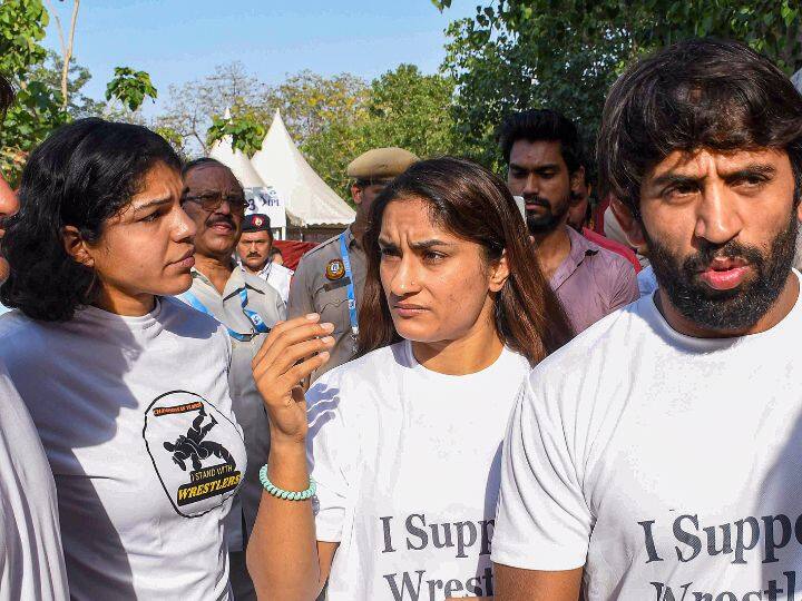 wrestlers protest players will conduct candle march at india gate on May 23 sakshi malik asked for support khap Panchayat Wrestlers Protest: चेतावनी के बाद अब पहलवान निकालेंगे कैंडल मार्च! साक्षी मलिक ने खाप पंचायत से की ये अपील