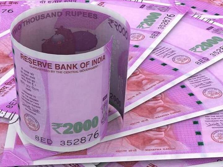Payments With Rs 2,000 Notes Rises At Petrol Pumps And Markets After RBI's Withdrawal Order Payments With Rs 2,000 Notes Rises At Petrol Pumps And Markets After RBI's Withdrawal Order