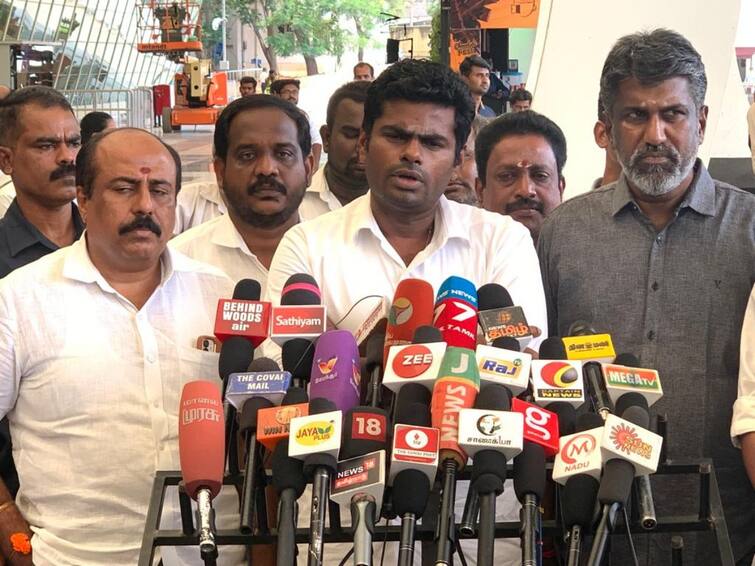 Annamalai said that he will not contest 2024 parliamentary elections Annamalai: '2024 நாடாளுமன்றத் தேர்தலில் போட்டியிட மாட்டேன்.. தமிழ்நாடு மண்ணில்தான் என் அரசியல்' - அண்ணாமலை