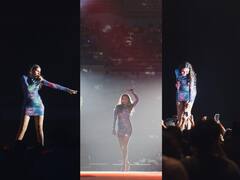 Andrea jeremiah : மூடாமல் மூடி மறைத்தது…தானாக பூத்து வருகுது…தேடாமல் தேடி கிடைத்தது இங்கே…ஆண்ட்ரியாவின் ரீசண்ட் கான்சர்ட் புகைப்படங்கள்!