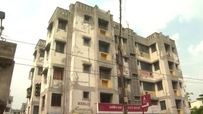 CBI Tries To Find Out What Was In The Mobile Of Businessman Of Santu Ganguly After Partha Chatterjee And Jibankrishna Saha Recruitment Scam: পার্থ-জীবনকৃ্ষ্ণর পর এবার সিবিআইয়ের স্ক্যানারে ব্যবসায়ী সন্তু গঙ্গোপাধ্যায়ের মোবাইল ফোন
