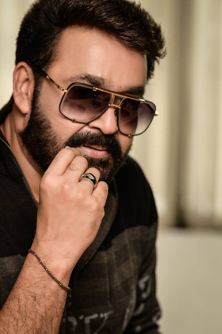காலம் காலமாக சினிமாவில் இருந்தாலும் புதிய இயக்குநர்களுடன் கைகோர்த்து காலத்துக்கேற்ற நடிப்பை வெளிப்படுத்தி வருகிறார்.