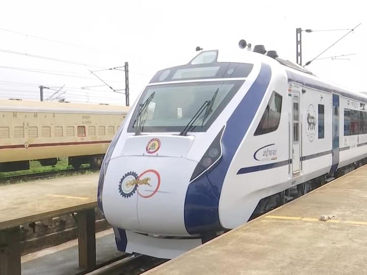 Vande Bharat train will no longer run on the Nagpur (Maharashtra) to Bilaspur (Chhattisgarh) route ભારતીય રેલવેનો મોટો નિર્ણય, આ રૂટ પર હવે વંદે ભારત ટ્રેન નહીં દોડે, ચોંકાવનારું કારણ આવ્યું સામે