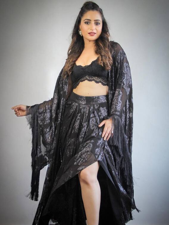 ऐश्वर्या शर्मा से पहले मेकर्स को पाखी के किरदार के लिए पसंद थी ये एक्ट्रेसेस