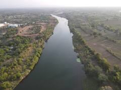 Amravati News:  भर उन्हाळ्यातही विदर्भात भरभरुन वाहणारी पूर्णा नदी..