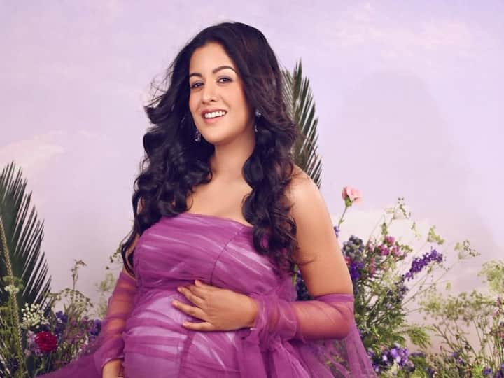 Ishita Dutta just posted a new pregnancy photo shoot ahead of her baby's arrival.