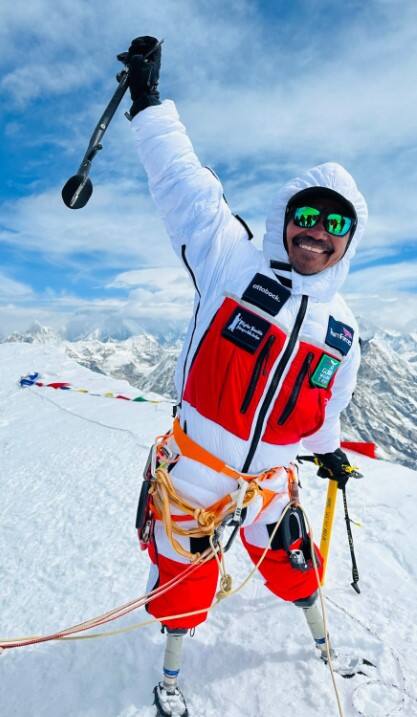 ਜਜ਼ਬੇ ਨੂੰ ਸਲਾਮ: ਦੋਵੇਂ ਪੈਰ ਗਵਾਉਣ ਵਾਲੇ ਫ਼ੌਜੀ ਨੇ ਫ਼ਤਿਹ ਕੀਤਾ ਐਵਰੈਸਟ