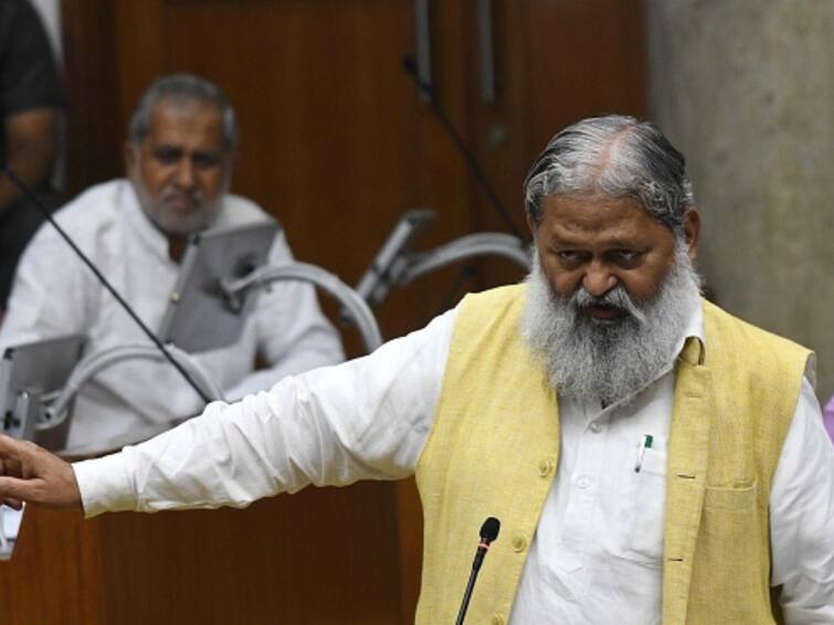 'Only Those Who Accumulated Rs 2000 Notes Illegally Are Crying': Haryana Minister Anil Vij On RBI Move