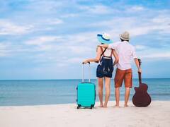 ट्रिप पर जाने से पहले इन चीज़ों को जरूर कर लीजिए पैक...वेकेशन का मज़ा हो जाएगा दोगुना