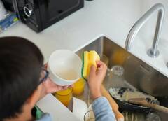 खास ऐप के जरिये इस देश की महिलाएं रखेंगी पुरुषों पर नजर, सरकार ने लिया फैसला