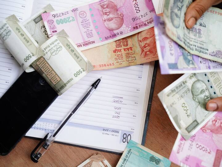2000 Rupee Currency Note RBI Where are notes printed in India know here भारत में कहां छपते हैं नोट? कौन छापता है और कहां से आते हैं कागज-स्याही, यहां पढ़िए