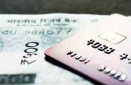 ਭਾਰਤ ਦੀ ਸਰਕਾਰੀ ਮੁਦਰਾ ਭਾਰਤੀ ਰੁਪਿਆ ਹੈ, ਜਿਸ ਦਾ ਚਿੰਨ੍ਹ ₹ ਹੈ। ਇਸ ਪ੍ਰਤੀਕ ਨੂੰ ਚੁਣਨ ਲਈ ਸਰਕਾਰ ਨੇ ਖੁੱਲ੍ਹਾ ਮੁਕਾਬਲਾ ਕਰਵਾਇਆ ਸੀ, ਜਿਸ ਵਿਚ ਦੇਸ਼ ਭਰ ਤੋਂ ਹਜ਼ਾਰਾਂ ਡਿਜ਼ਾਈਨਰਾਂ ਨੇ ਹਿੱਸਾ ਲਿਆ ਸੀ।