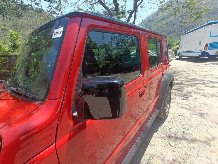 With the Jimny there are 5 colour options and two dual tone ones. (Image Source: Somnath Chatterjee)