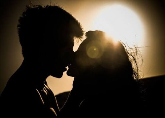 Oldest Kiss: Scientists Reveal Time of Oldest Recorded Kisses in History Related with India Oldest Kiss: દુનિયાની પહેલી Kiss ક્યારે કરવામાં આવેલી? સામે આવ્યું ભારત કનેક્શન